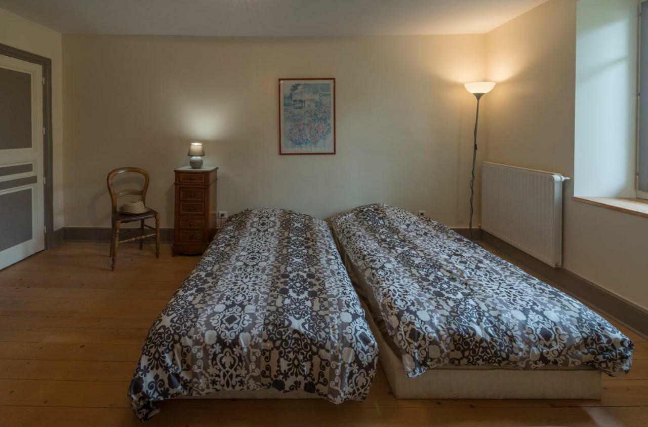 Chambres D'Hotes Des Deux Lacs Ceyzerieu Exterior photo