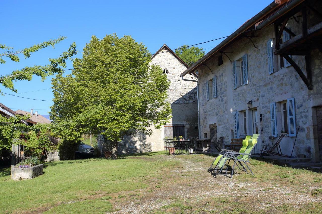 Chambres D'Hotes Des Deux Lacs Ceyzerieu Exterior photo